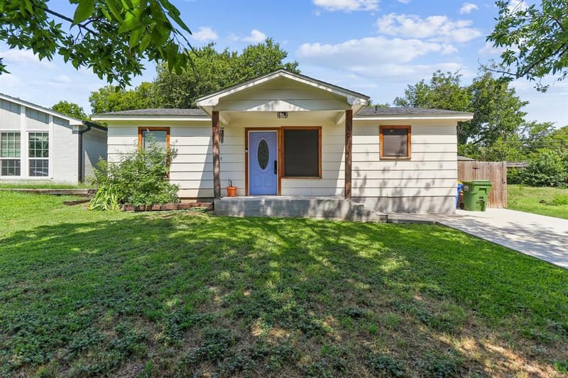 822 Mirike Drive, White Settlement TX 76108 - Photo 2