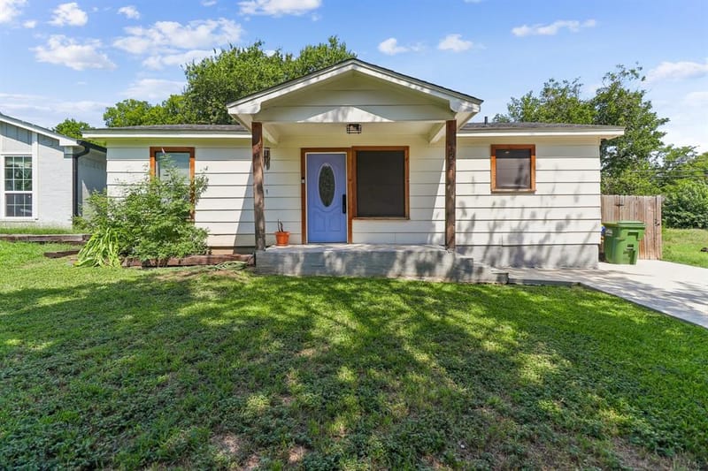 822 Mirike Drive, White Settlement TX 76108