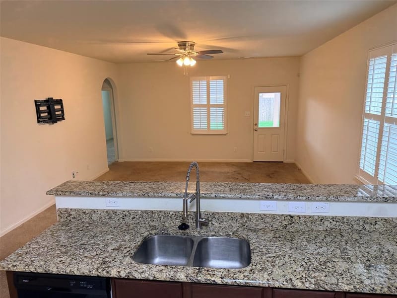 1617 Park Trails Boulevard, Princeton TX 75407 - Photo 5