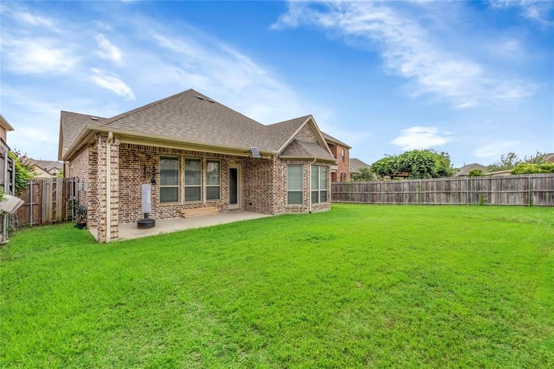 1622 Grove Park Place, Garland TX 75040 - Photo 32