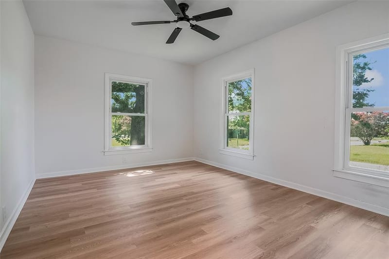 1421 S Scullin Avenue, Denison TX 75020 - Photo 23