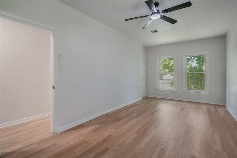 1421 S Scullin Avenue, Denison TX 75020 - Photo 20