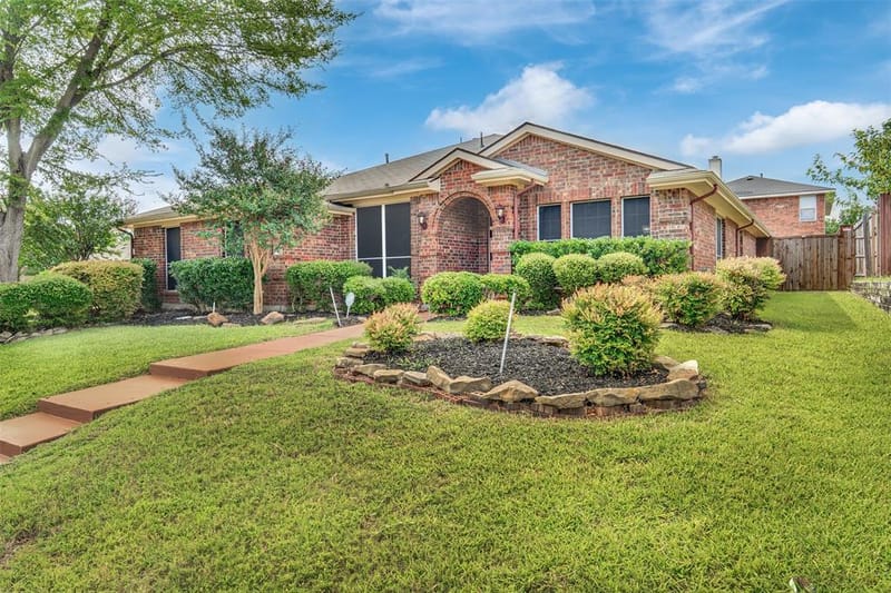 8210 Sailors Street, Rowlett TX 75089 - Photo 2
