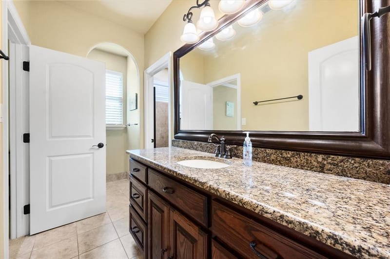 7001 Diamond Oaks Drive, Mansfield TX 76063 - Photo 33
