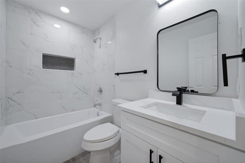 209 W 12th Street, Irving TX 75060 - Photo 10