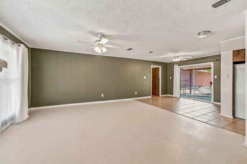 140 E Plum Avenue, De Leon TX 76444 - Photo 6