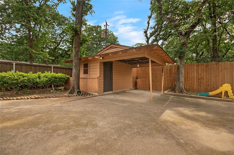 1200 Barker Street, Arlington TX 76012 - Photo 27