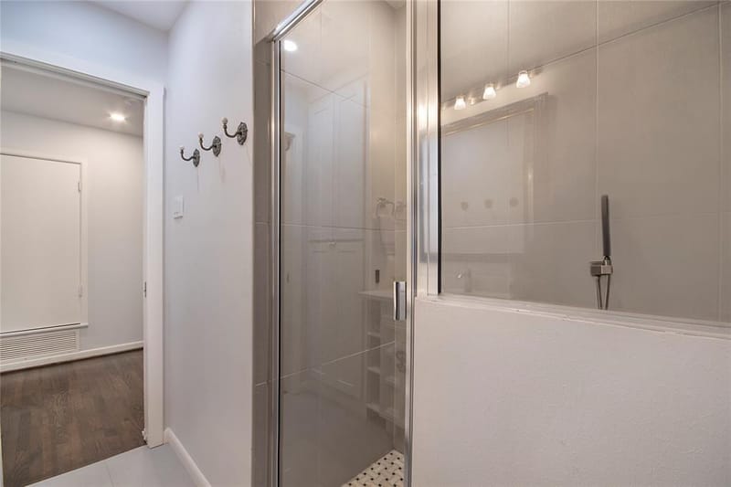 1200 Barker Street, Arlington TX 76012 - Photo 22