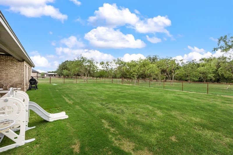 212 Jimmy Lane, Millsap TX 76066 - Photo 24