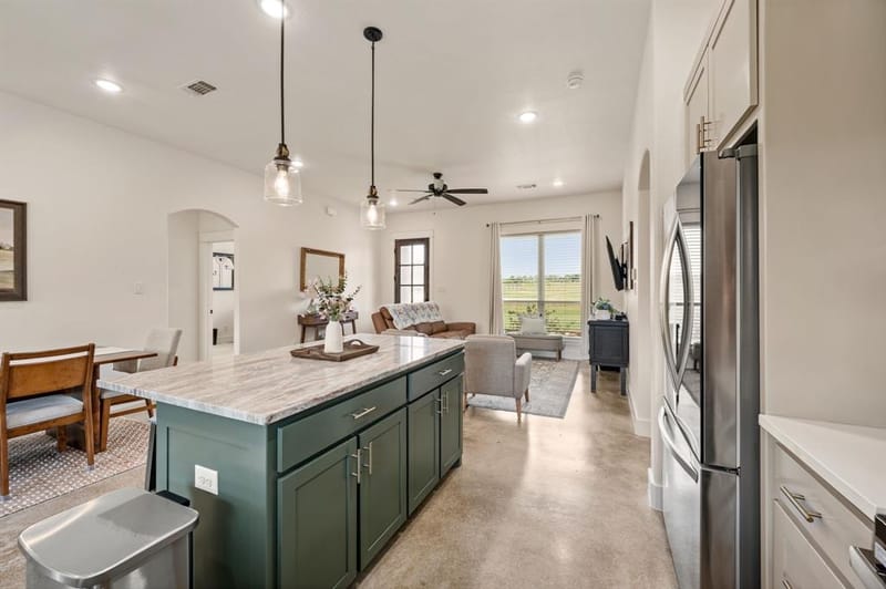 212 Jimmy Lane, Millsap TX 76066 - Photo 10