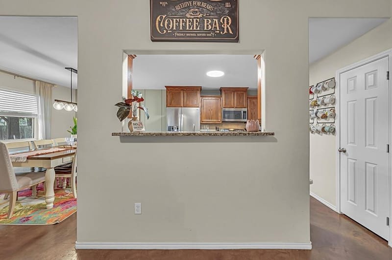213 Woodlands Boulevard, Bellmead TX 76705 - Photo 8