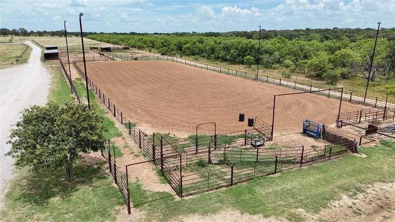6912 67,84, Bangs TX 76823 - Photo 26