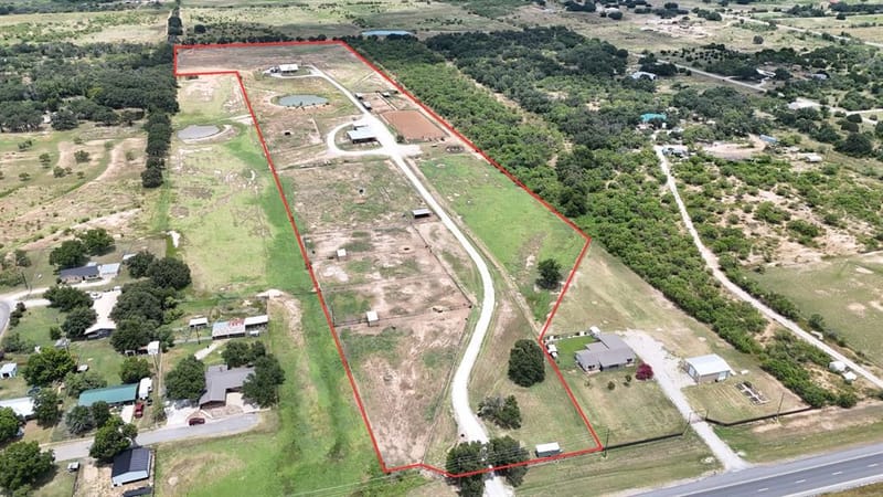 6912 67,84, Bangs TX 76823 - Photo 33