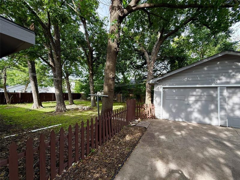 1107 Hall Street, McKinney TX 75069 - Photo 10
