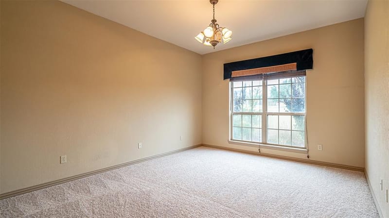 2300 E Emerald Bend Court, Granbury TX 76049 - Photo 20