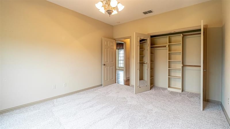 2300 E Emerald Bend Court, Granbury TX 76049 - Photo 21