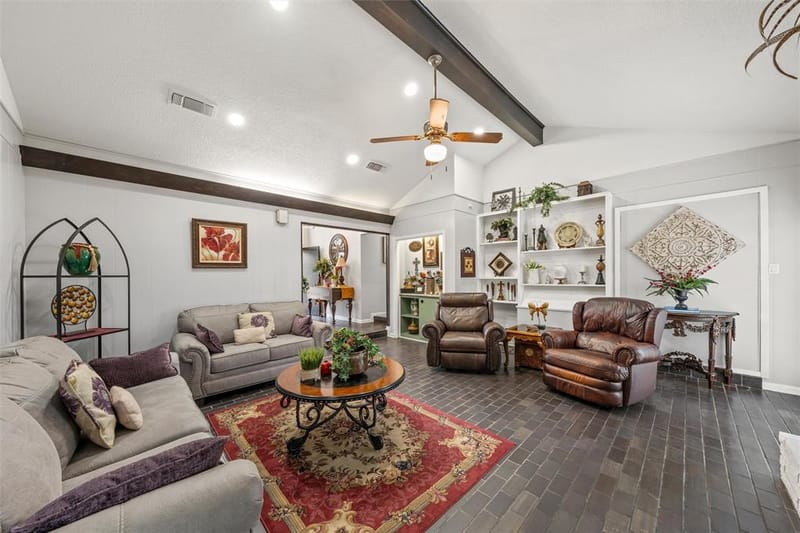 1124 Sierra Drive, Woodway TX 76712 - Photo 8