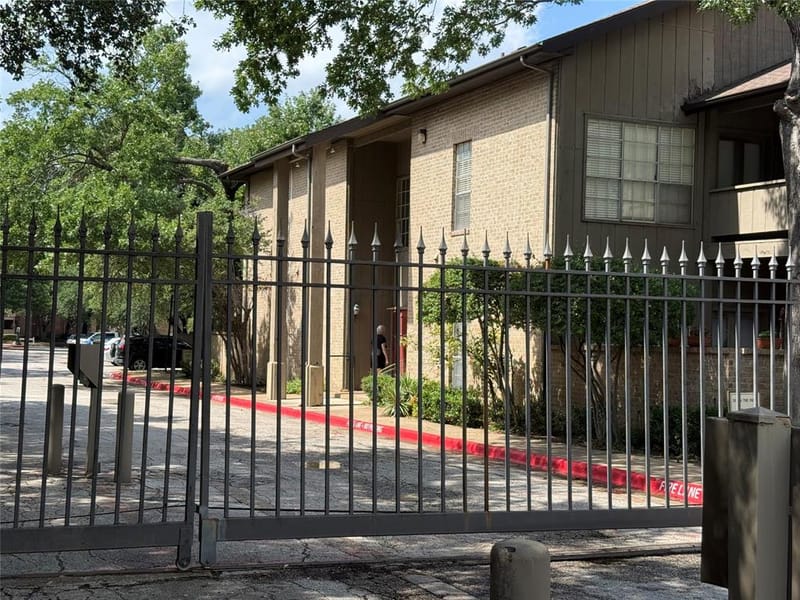 10440 High Hollows Drive # 146, Dallas TX 75230 - Photo 30