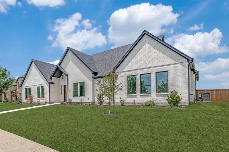 1104 Devonshire Drive N, Forney TX 75126 - Photo 3