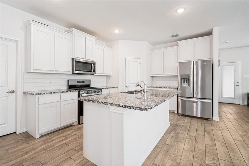 8153 Trudy Lane, Fort Worth TX 76120 - Photo 6