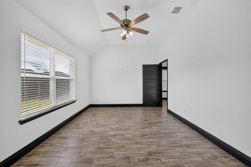 106 Clover Circle, Weatherford TX 76086 - Photo 24