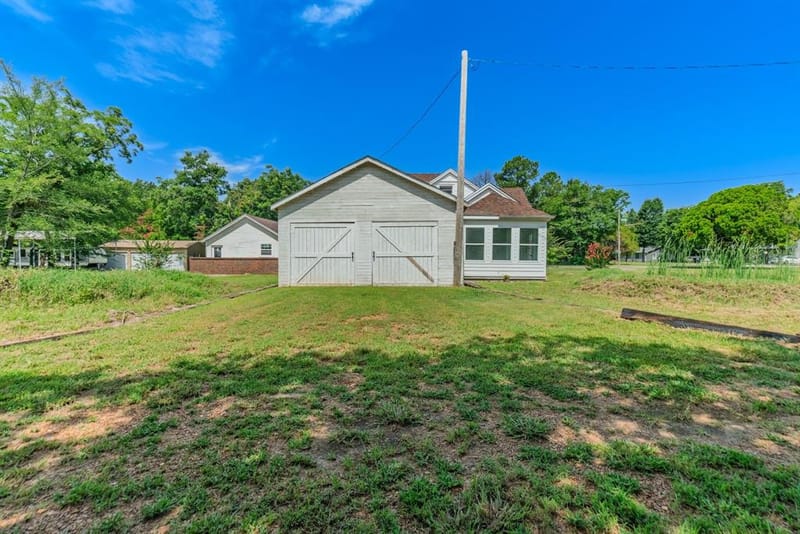 620 Forrester Street, Greenville TX 75401 - Photo 6
