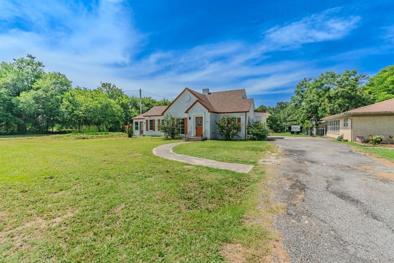 620 Forrester Street, Greenville TX 75401 - Photo 5