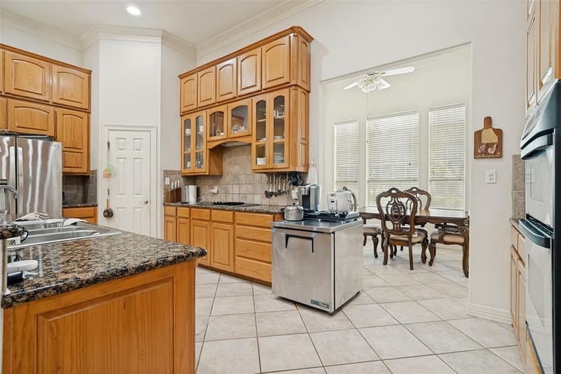 9709 Divot Drive, Granbury TX 76049 - Photo 16