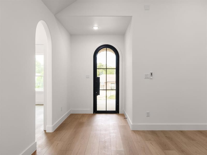 2920 NW 20th Street, Fort Worth TX 76106 - Photo 6