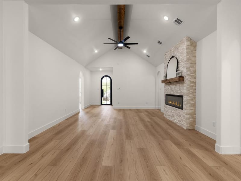 2920 NW 20th Street, Fort Worth TX 76106 - Photo 9