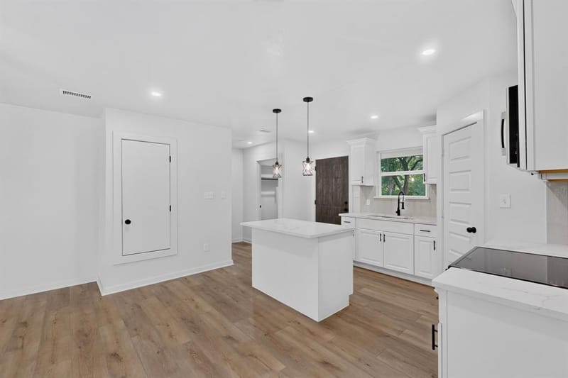 1531 Iowa Avenue, Dallas TX 75216 - Photo 14