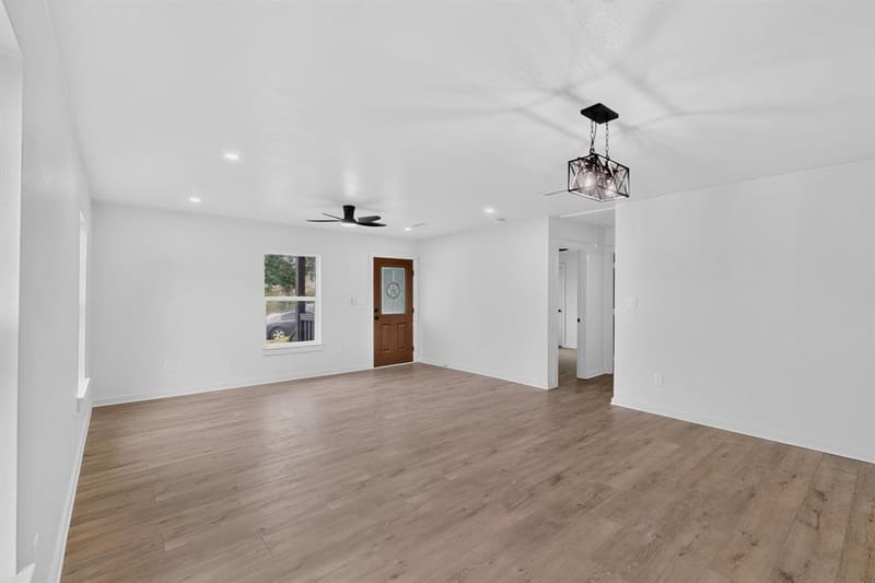 1531 Iowa Avenue, Dallas TX 75216 - Photo 8