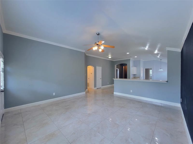 8033 Summer Stream Drive, Fort Worth TX 76134 - Photo 9