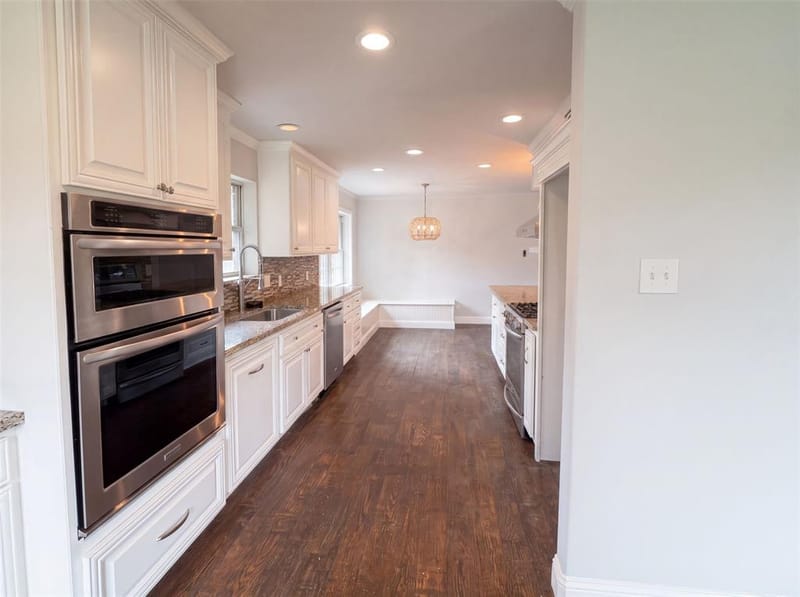 3308 Brookhaven Club Drive, Farmers Branch TX 75234 - Photo 2