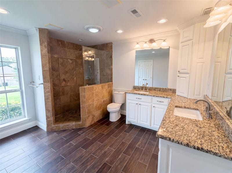 3308 Brookhaven Club Drive, Farmers Branch TX 75234 - Photo 18