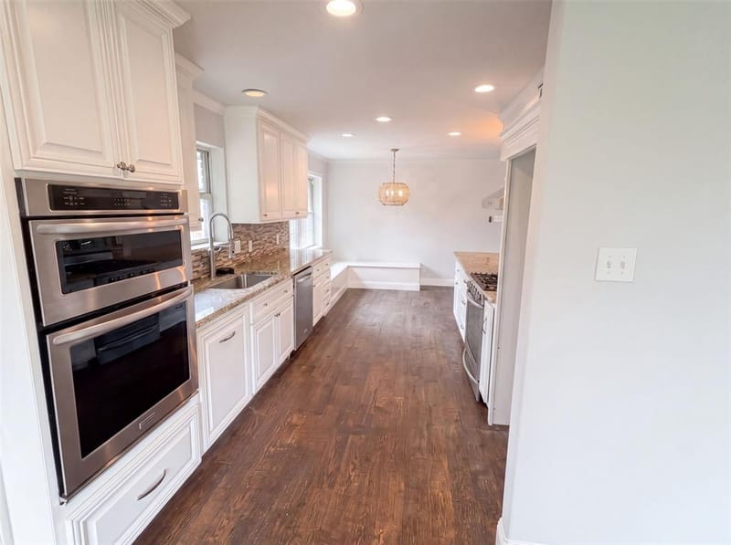 3308 Brookhaven Club Drive, Farmers Branch TX 75234 - Photo 8