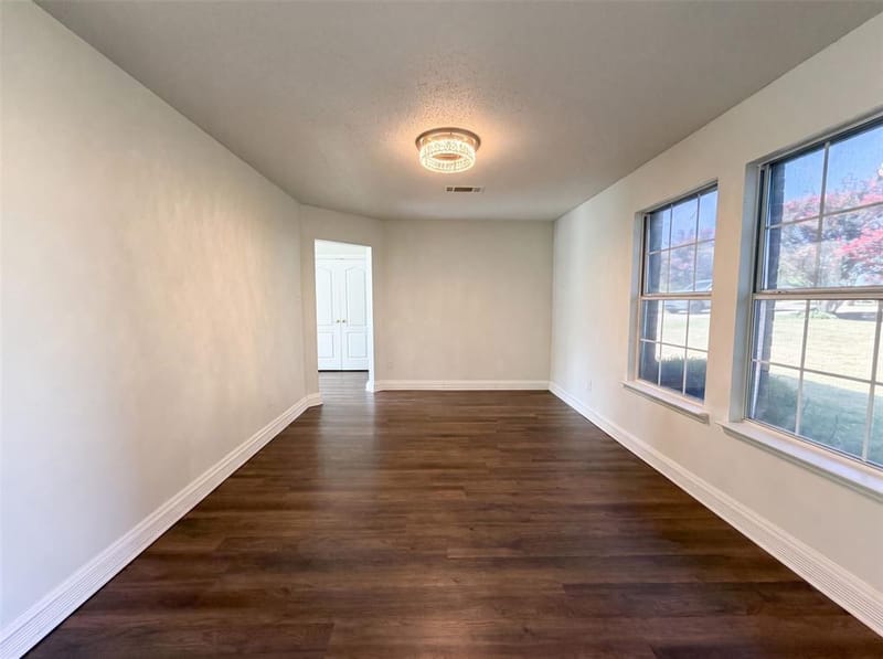 3940 Victory Court, Midlothian TX 76065 - Photo 6