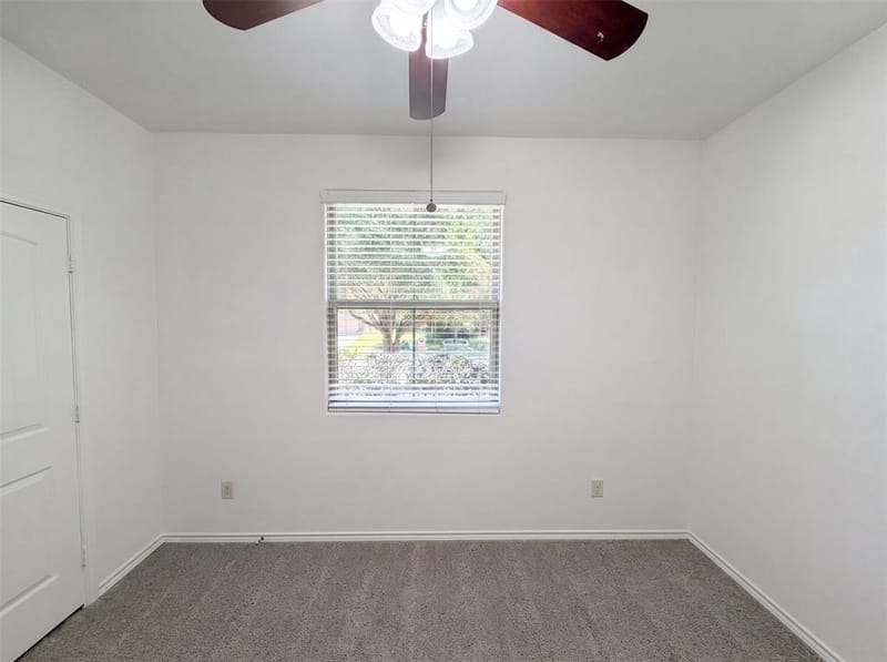1108 Edgewater Drive, Azle TX 76020 - Photo 9