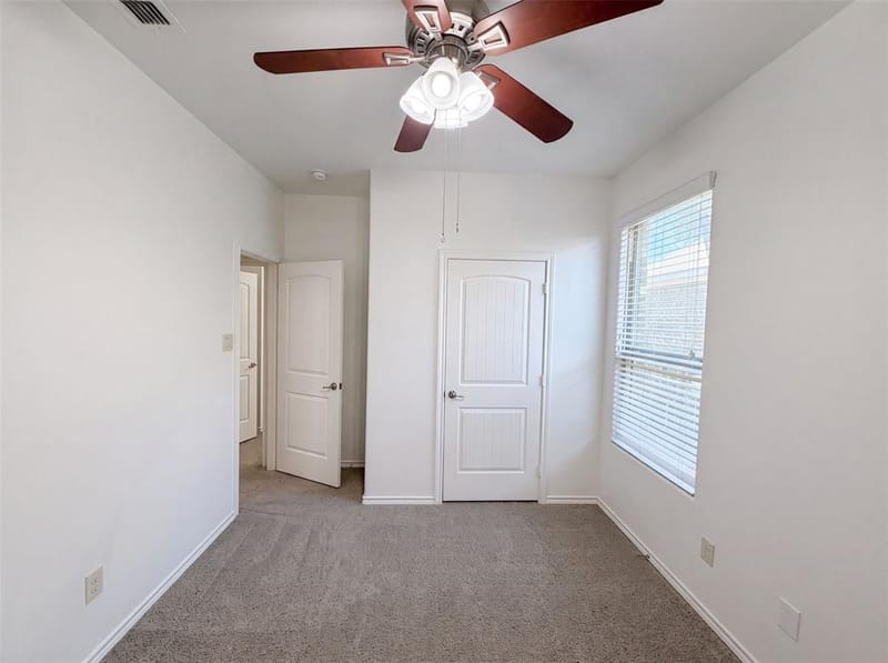 1108 Edgewater Drive, Azle TX 76020 - Photo 14