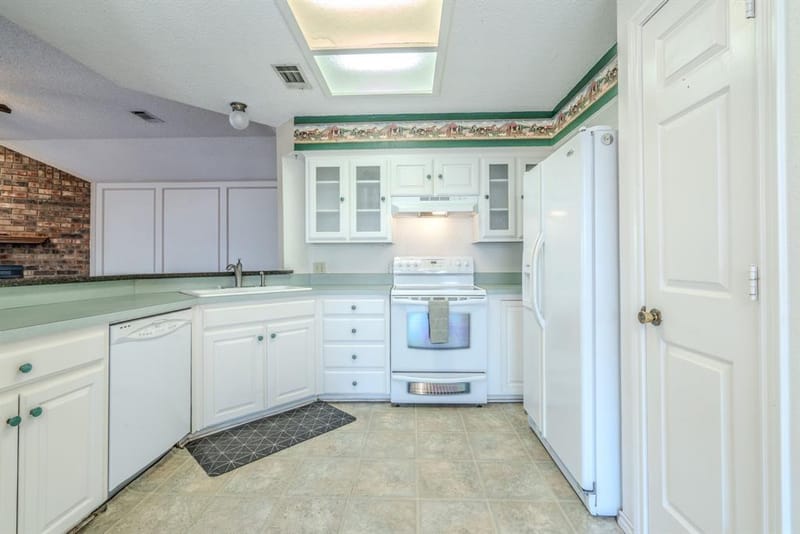 2119 Turf Club Drive, Arlington TX 76017 - Photo 7