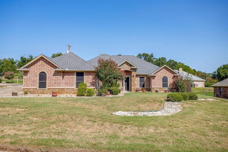 9704 Trinity Court, Granbury TX 76049
