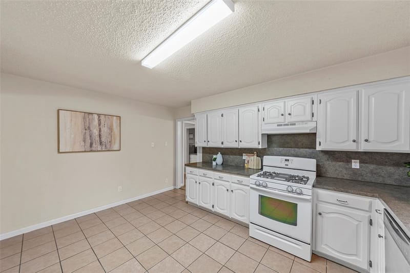 506 Willowcrest Drive, Garland TX 75040 - Photo 17