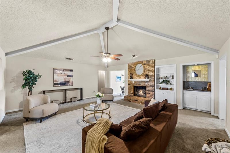 506 Willowcrest Drive, Garland TX 75040 - Photo 7