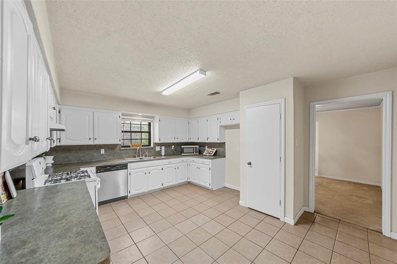 506 Willowcrest Drive, Garland TX 75040 - Photo 19