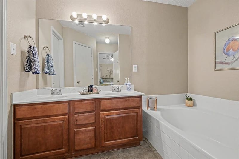 4932 Spur Ridge Court, Fort Worth TX 76244 - Photo 20