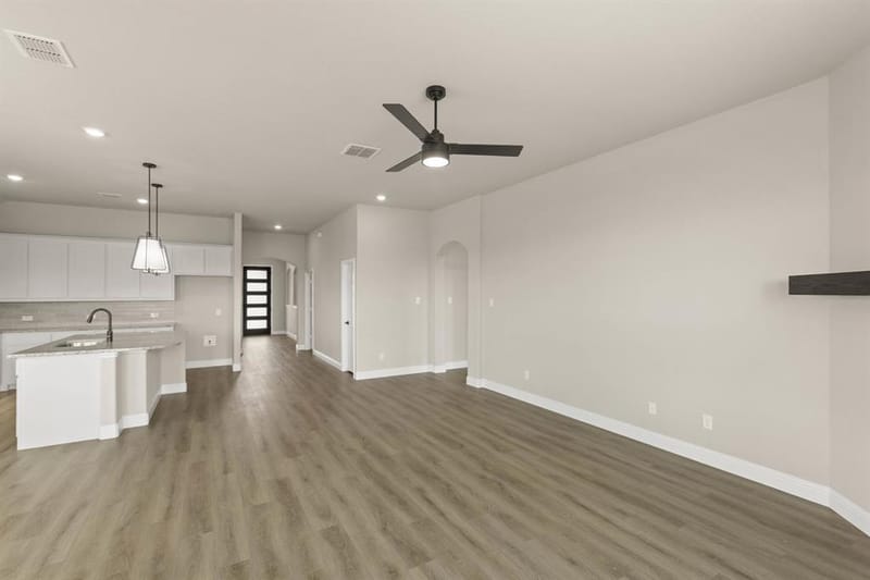 116 Prairie Wolf Court, Godley TX 76044 - Photo 12