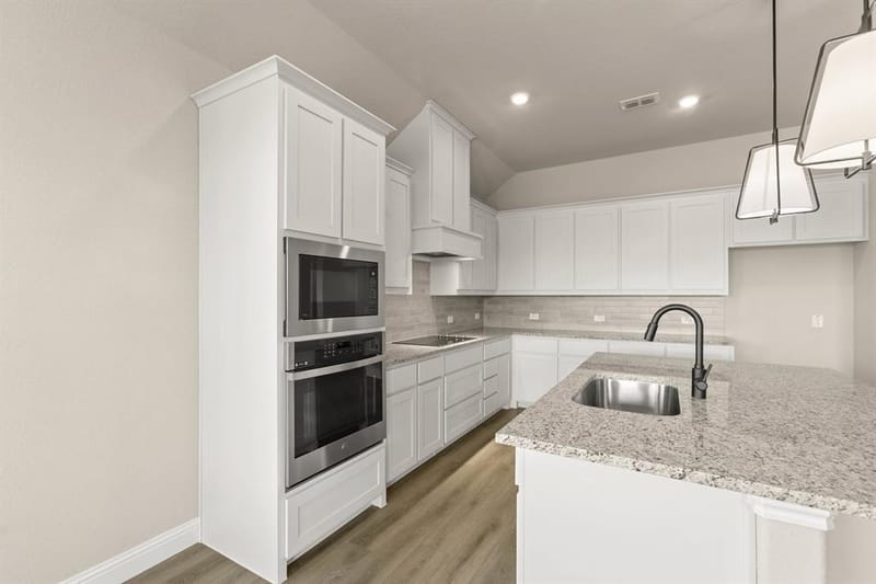 116 Prairie Wolf Court, Godley TX 76044 - Photo 8