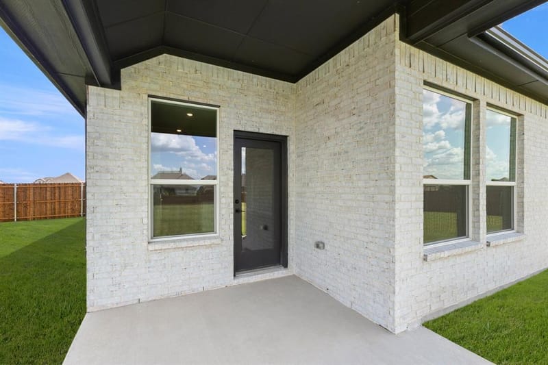 116 Prairie Wolf Court, Godley TX 76044 - Photo 25