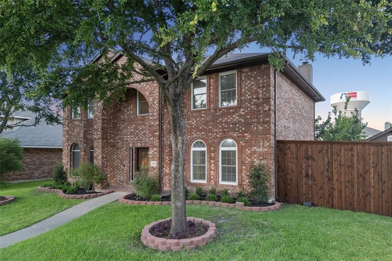 753 Summerfield Drive, Allen TX 75002 - Photo 2