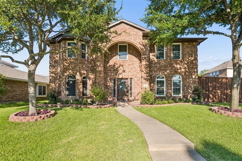 753 Summerfield Drive, Allen TX 75002 - Photo 6